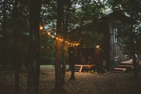 Hill Top Lodging *Romantic Getaway* Cabin - Image 3