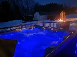 Piece of Paradise / Private Hot Tub - Image 2