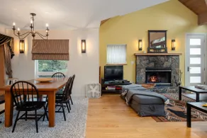 Sensational Snowgoose-Stylish-Sleeps 10-EV charger - Image 5