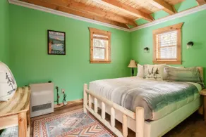 ZigZag Cabin! Hot Tub, River, Mt Hood! Sleeps 12! - Image 3