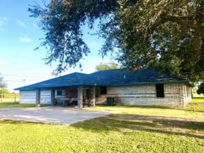 Eva's Ranch Home - Image 5
