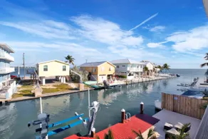 Ocean Breeze Oasis with great boating access - Image 5