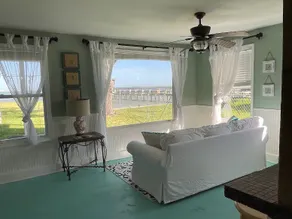 Me and the Sea-cozy waterfront apartment - Image 4