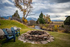 *Country Paradise*Home Near Chico and Yellowstone - Image 4