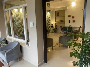 Stylish 4BHK Villa Flr I City Centre I 2600 Sqft - Image 3