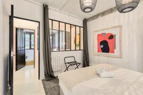 Artist and Design Loft - 10 Guests - 5 Min From Metro - Image 4