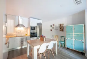 Casa Valentina: Confort y Luz en Sevilla Centro - Image 2