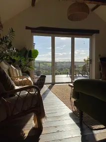 Avalon - Beautiful Barn, Hot Tub & stunning views - Image 5