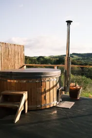 Avalon - Beautiful Barn, Hot Tub & stunning views - Image 4