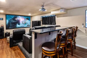Lakefront w/ Dock, 300mb WIFI, Theater, Arcade - Image 3