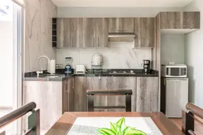 Modern Loft w/ Terrace Near San Marcos Fair | A/C - Image 4