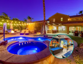 MassiveGameroom+ResortSyleYard+Pool+GolfCourseView - Image 2