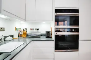 Spire View - New Forest Holiday Home - Image 4
