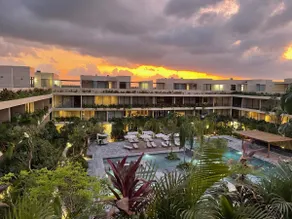 Naay Top Studio E202/ 2Pools+2Gym+Spa+100mbps - Image 3