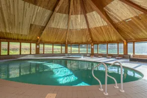 Private Indoor Pool - Hot Tub - 2 Fishing Ponds - 33 Acres - Image 2