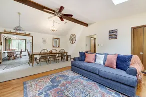 Serene Escape for Friends and Families - Image 5