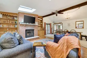 Serene Escape for Friends and Families - Image 3
