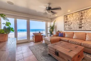 Oceanfront Condo on Sand, Walk to Carlsbad Village - Image 2