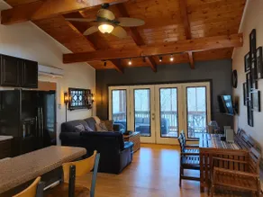 Claytor Lake Hideaway - Image 3