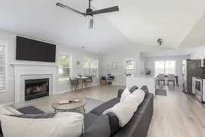 Above It All - Modern & Spacious w/ Large Backyard - Image 2