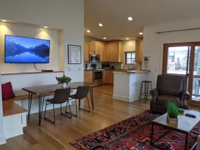 Downtown Loft on Lupfer - Image 3