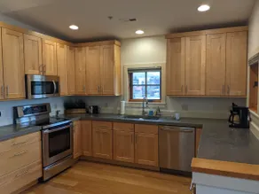 Downtown Loft on Lupfer - Image 5