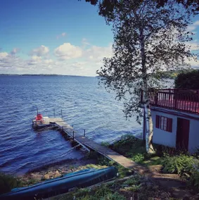 Gorgeous Waterfront Cottage on Rice Lake - Image 3