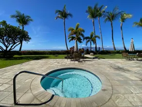 Lahaina Studio: Beachfront, Mountain View, Hot Tub - Image 3