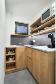 Classic Studio Terrace | Parking | Pet Friendly - Image 5
