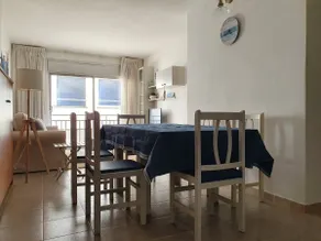 Charming beach apartment with a nautical style - Image 3