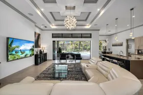 3300sqft LUXURY MODERN BEACH ESTATE - Image 4