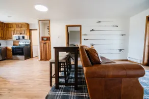 The Barrett Cabin - Image 5