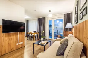 Cozy 1BRM Apartment 50sqm with Balcony near centre - Image 2