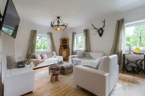 Forest Chalet, 1,000 sqm garden, sauna, < 10 pax - Image 2