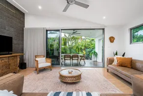 Byron Bay Holiday Homes - Marie and Fred's Villa - Image 3