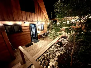 4.9 STARS Bee Hive Cabin Spa $0 Pet Fees Fireplace - Image 5