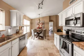NE PHX Home w/ Family Friendly Yard + Pets Allowed - Image 5