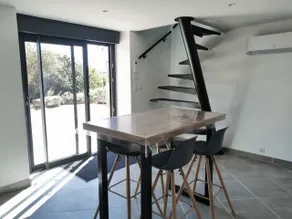 Small renovated barn - Image 4