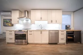 The Hildore 2 Bd/1 bath Luxury Designer Downtown - Image 4