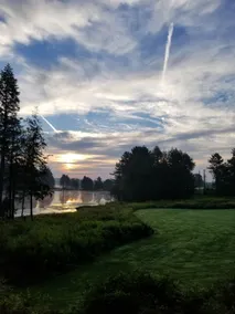 Huge Country Estate with ponds and hiking trails - Image 4
