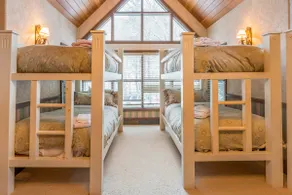 Sundance Huge Cabin-Stor badtunna, eldstäder i varje rum, tunnland av avskildhet - Image 5
