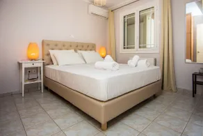 Elena's apartment 3 - Image 2