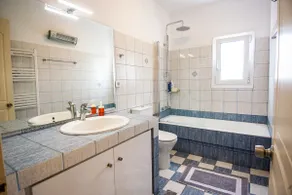 Elena's apartment 3 - Image 4