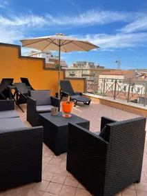 Sassari Deluxe Apartment - Image 2