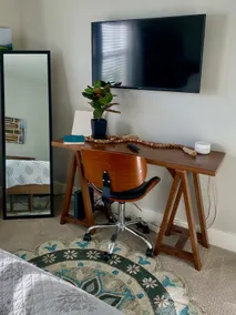 Modern Boise Bench Suite with Bakery Nearby! - Image 4