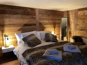Stay in the nostalgic-modern style Chalet Geimen - Image 2