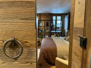 Stay in the nostalgic-modern style Chalet Geimen - Image 3