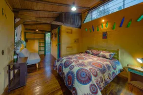 Mamapacha Refuge, a living house in the forest - Image 3