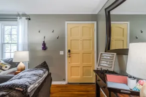 3bd/Walk to Downtown Overland Park District - Image 4