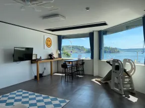 10 seconds from Yi Sun-sin Square/Namhae Panorama View 'Moonlight Sea' | Private Yeosu Ocean House for Families - Image 2